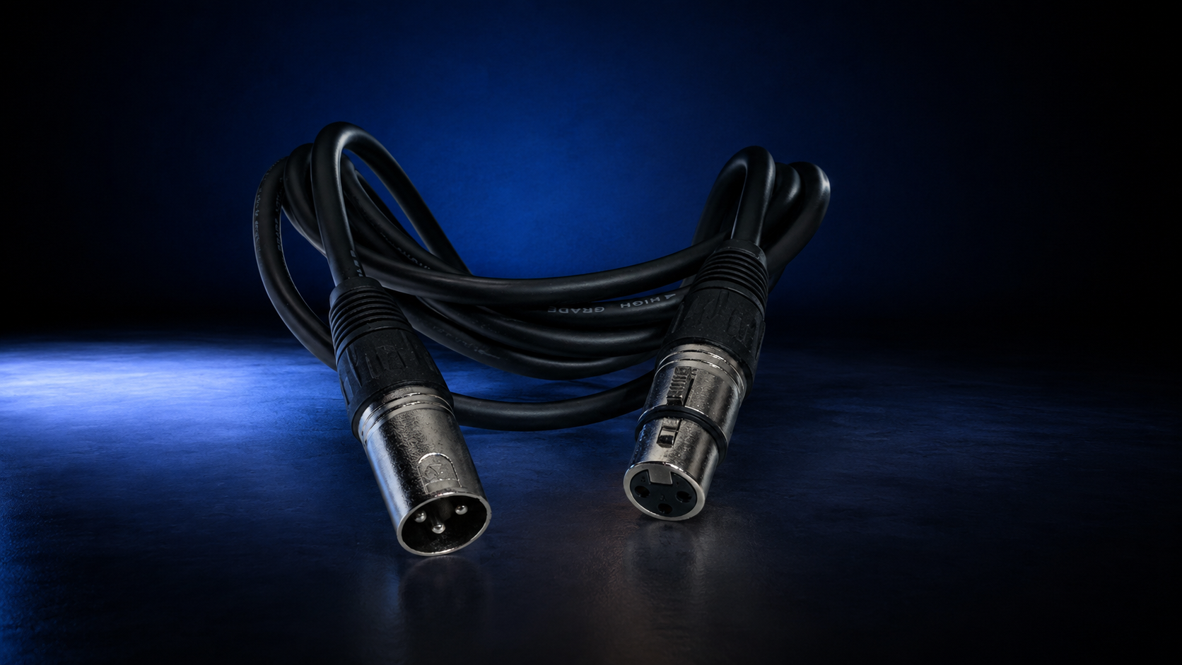 Cable profesional XLR CRE·A·S Audio, vista de conectores